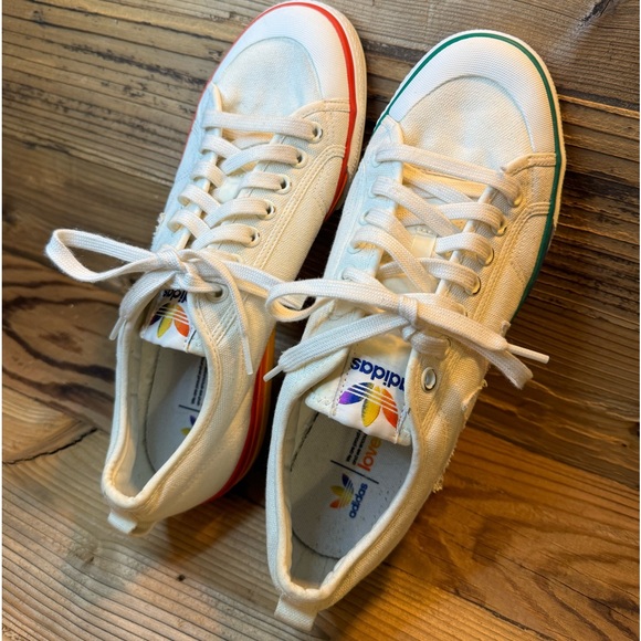 Adidas men’s limited special edition “ love unites” pride sneaker - Picture 4 of 17